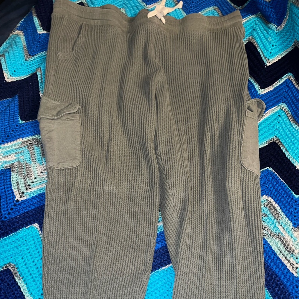Terra & Sky Women’s  Green Cargo Pants